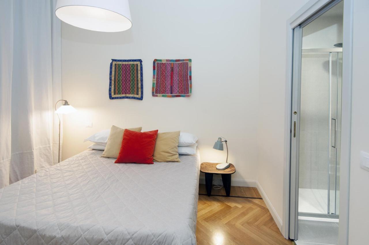 Double Room with Private Bathroom,944608612:JPEG